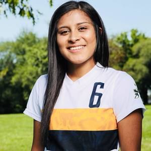 Meet your Posher, Monique